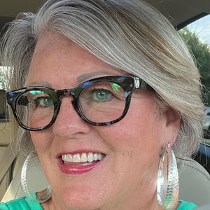 Meet your Posher, Deadra